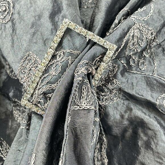 NaraCamicie Formal Top Gray Silver Embroidered Jewel Belted V Neck Size III M - Picture 8 of 12